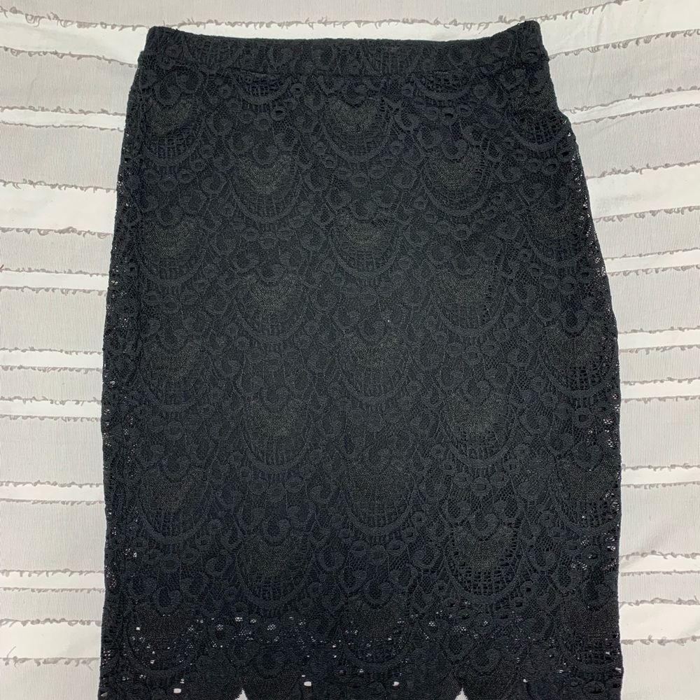 Velvet by Graham and Spencer black Lace Skirt